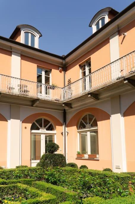 New Boutique Apartment Turin Bagian luar foto