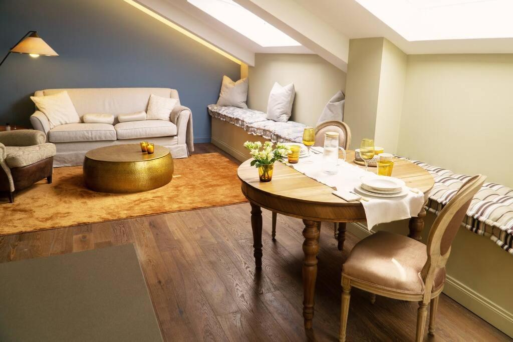 New Boutique Apartment Turin Bagian luar foto